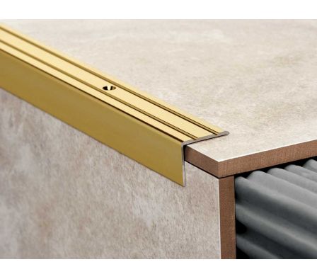 NARIZ ESCALON EURO BRONCE 20MM.X2.5MTS 3915