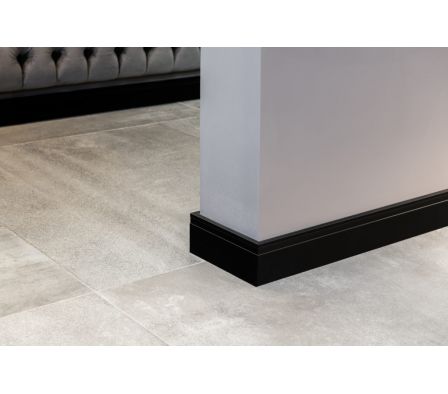 ZOCALO EXTRALINE EPS NEGRO 100MMX2,5MT 2324